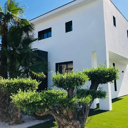 فيلة De Luxe Sud De La France - - Piscine - Jacuzzi لات