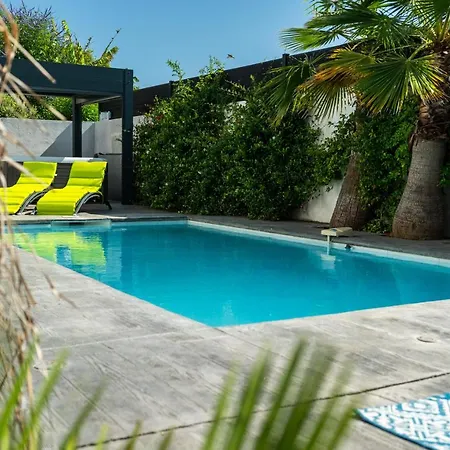 De Luxe Sud De La France - - Piscine - Jacuzzi * لات