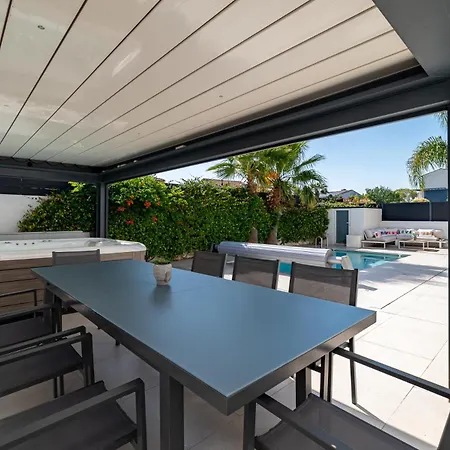 Villa De Luxe Sud De La France - - Piscine - Jacuzzi *