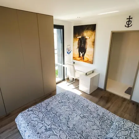 De Luxe Sud De La France - - Piscine - Jacuzzi