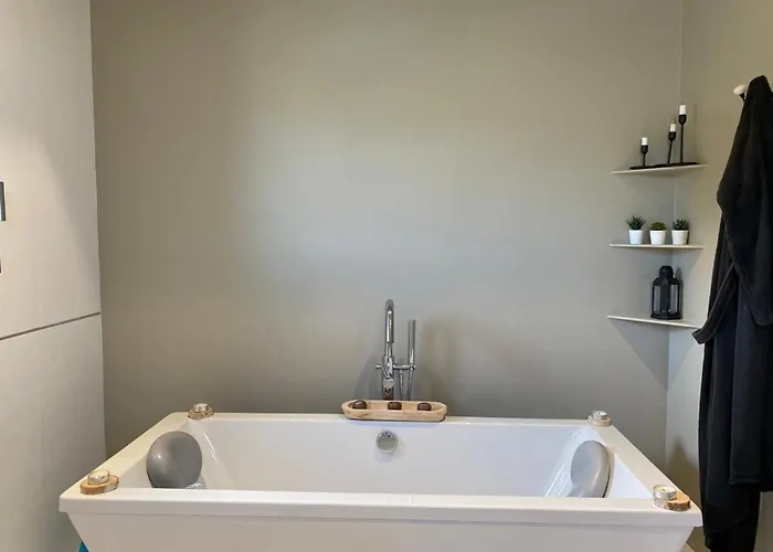 De Luxe Sud De La France - - Piscine - Jacuzzi Βίλα